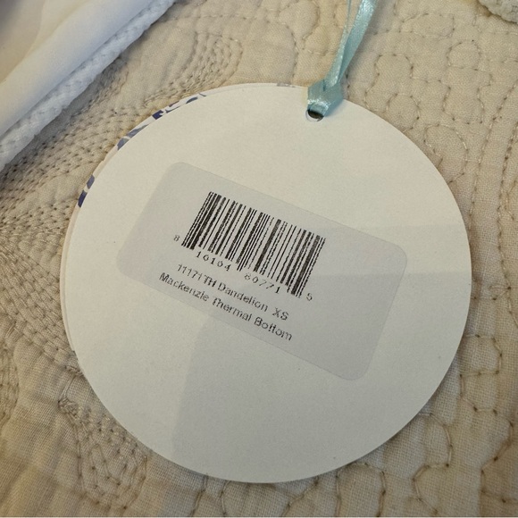 FRANKIE’S BIKINIS X GIGI HADID DANDELION THERMAL BOTTOM IN XS - Picture 4 of 5